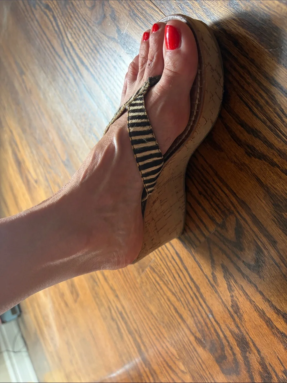 Sam Edelman Zebra-Print Thong Sandals SZ 36.5 - Picture 2 of 6